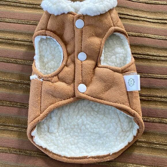 Dog Outfit Brown TAN Sherpa Fleece Pet Vest XS Boy Girl Sleeveless Snap Closure - Picture 2 of 4